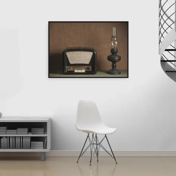 Vintage radio och lampa