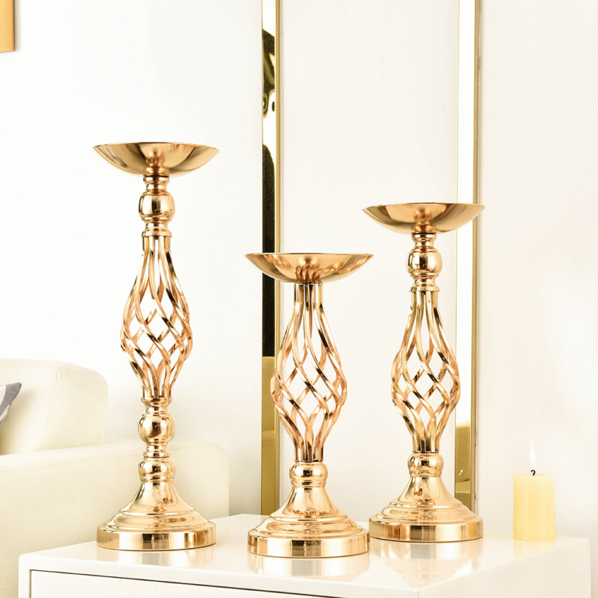 Elegant ljushållare i Guld – I set om 3 för Ljus & Blommor